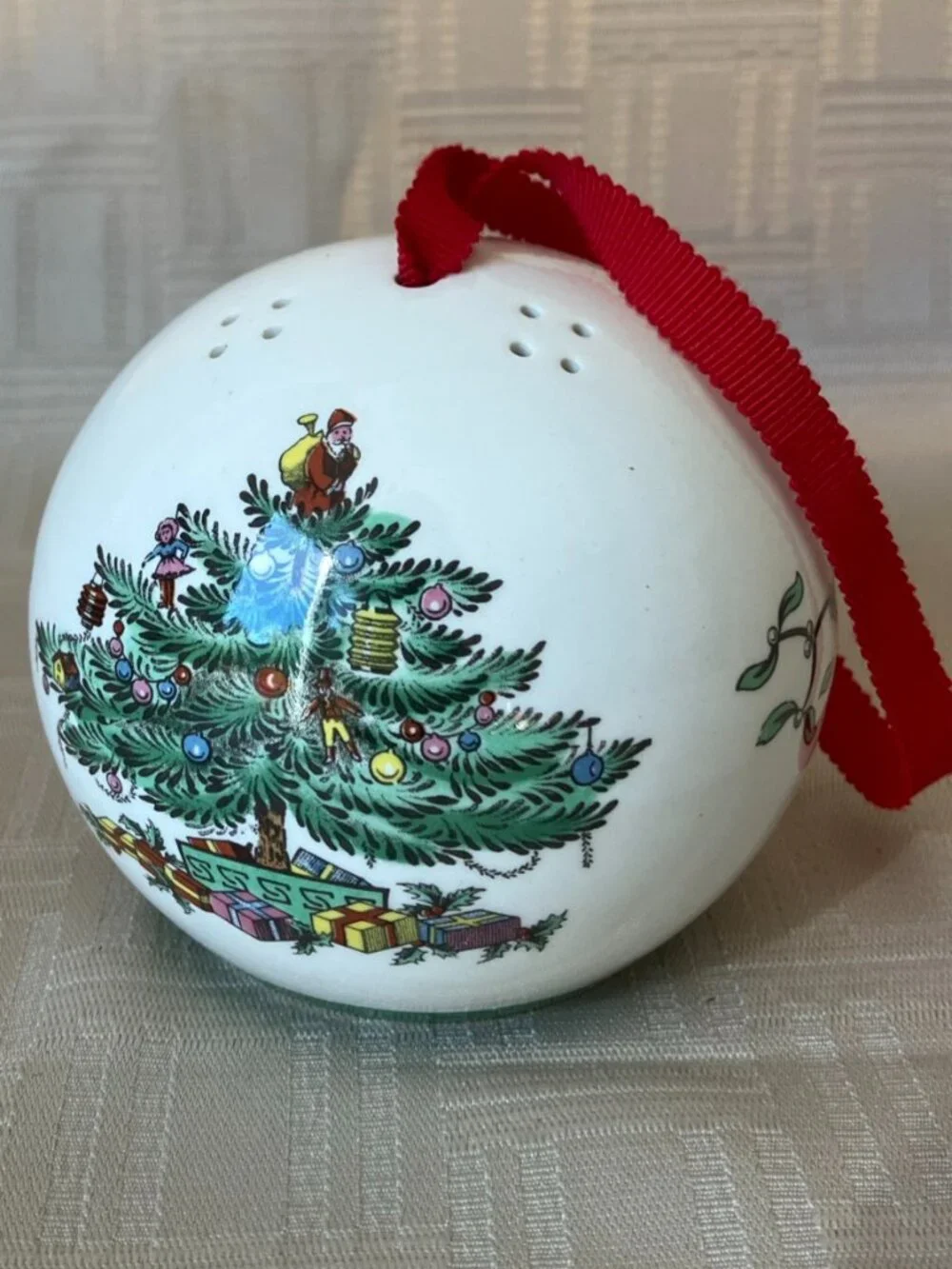 Vtg 1982 SPODE CHRISTMAS POTPOURRI BALL SPHERE ORNAMENT ENGLAND S3324-G